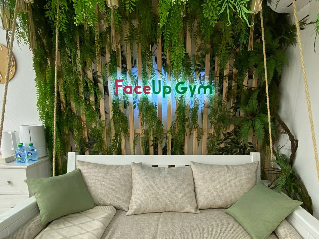FaceUp Gym (м. Новослободская)