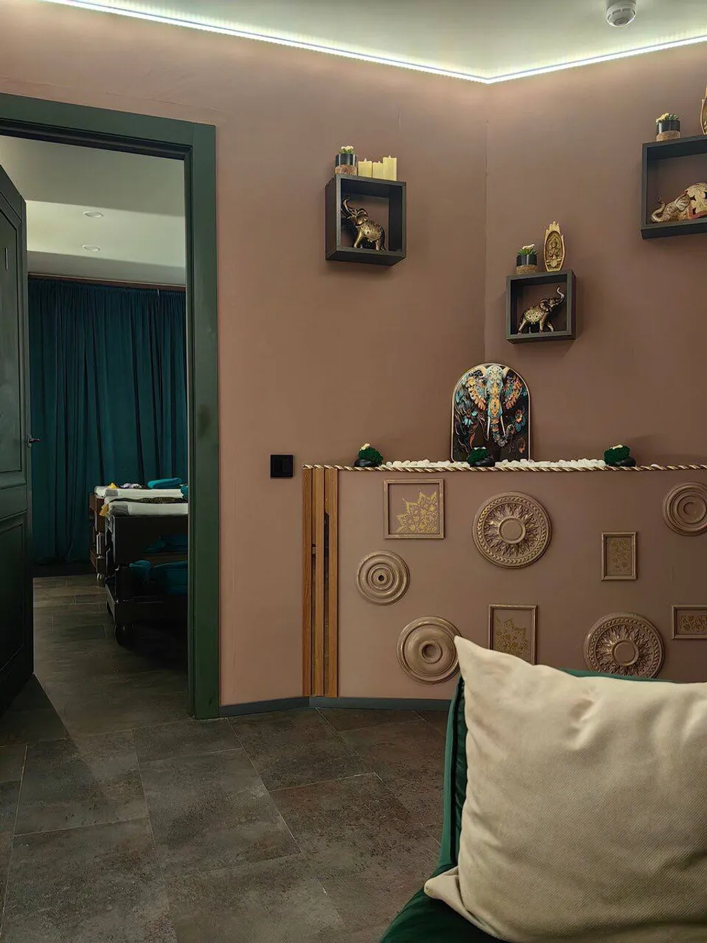 Crown Thai Spa - Москва, 6-я Радиальная улица, дом 3, корпус 3
