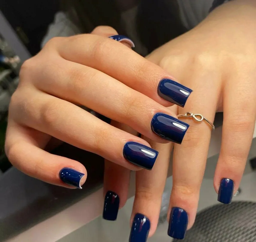 Ella Nails